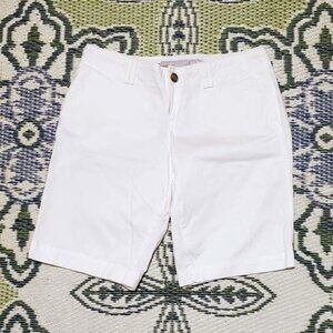 Women's OLD NAVY Perfect Khakis Low-Rise Long Shorts White Sz 2 NWOT